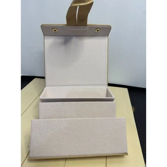 Sancia 3 Compartment Sunglass Case - Sand color  - New in Box - Picture 11 of 16